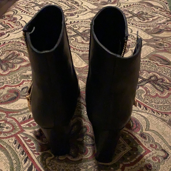 Michael Kors boots size 9 - Picture 2 of 5